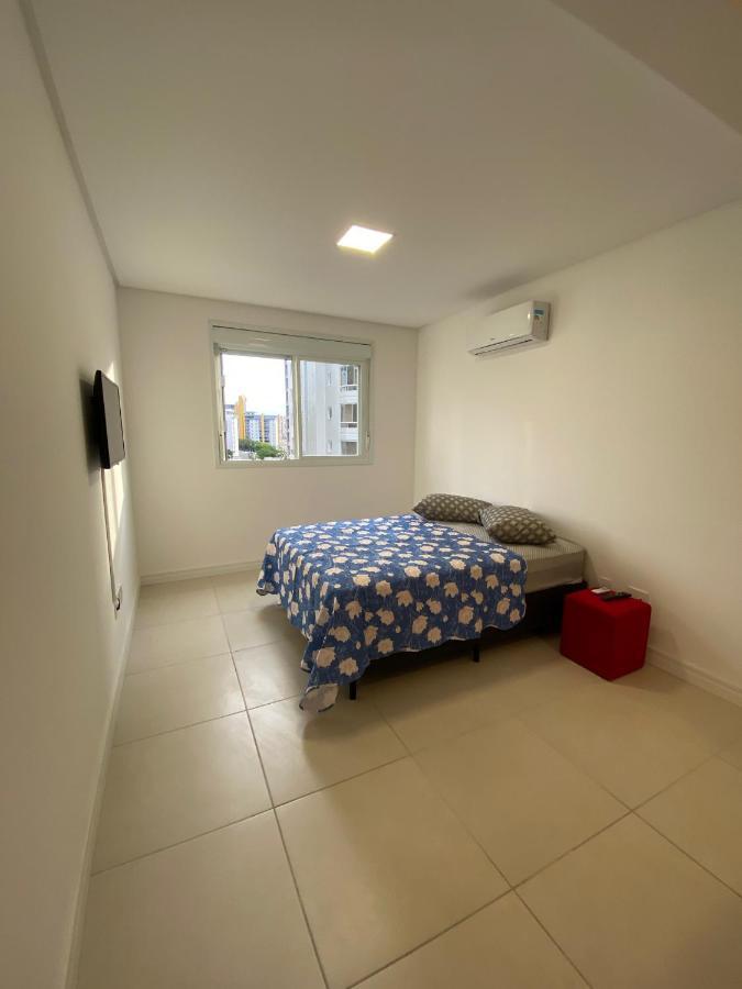 Apartamento Em Torres-906 - Uma Quadra Do Mar Exterior foto